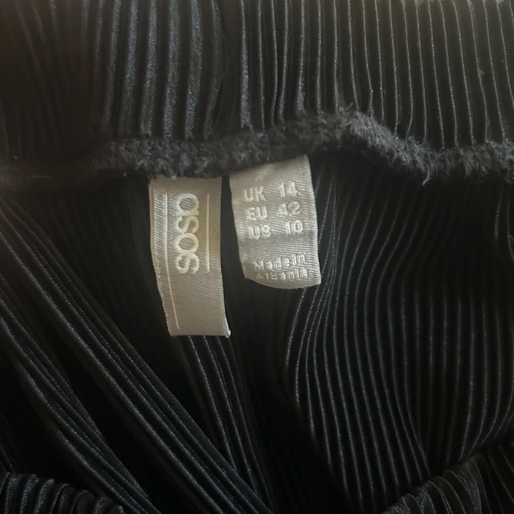 ASOS Black Maxi Skirt Elastic Waist Size 10 - Picture 3 of 4